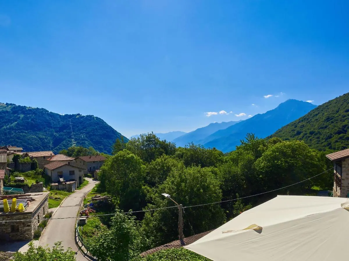 Appartamento Locazione Turistica Livo - GRV556 0*, Livo (Lombardy) Italia